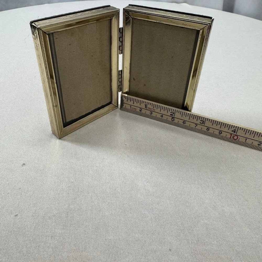 Picture Frame‎ Vintage Double(2) Capacity Folding Brass Free Standing For 2x3 in